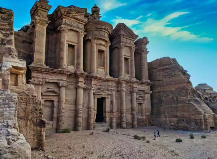 Visiting Petra in August and the most important services provided by its hotels