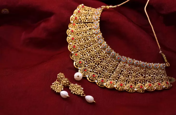 Traditional Jordanian jewelry and its most prominent types