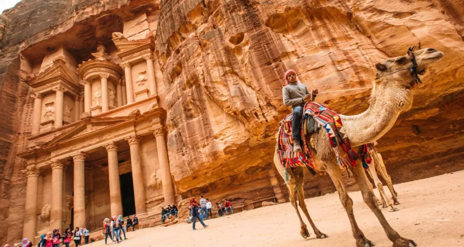 Learn tips before traveling and tourism in Jordan
