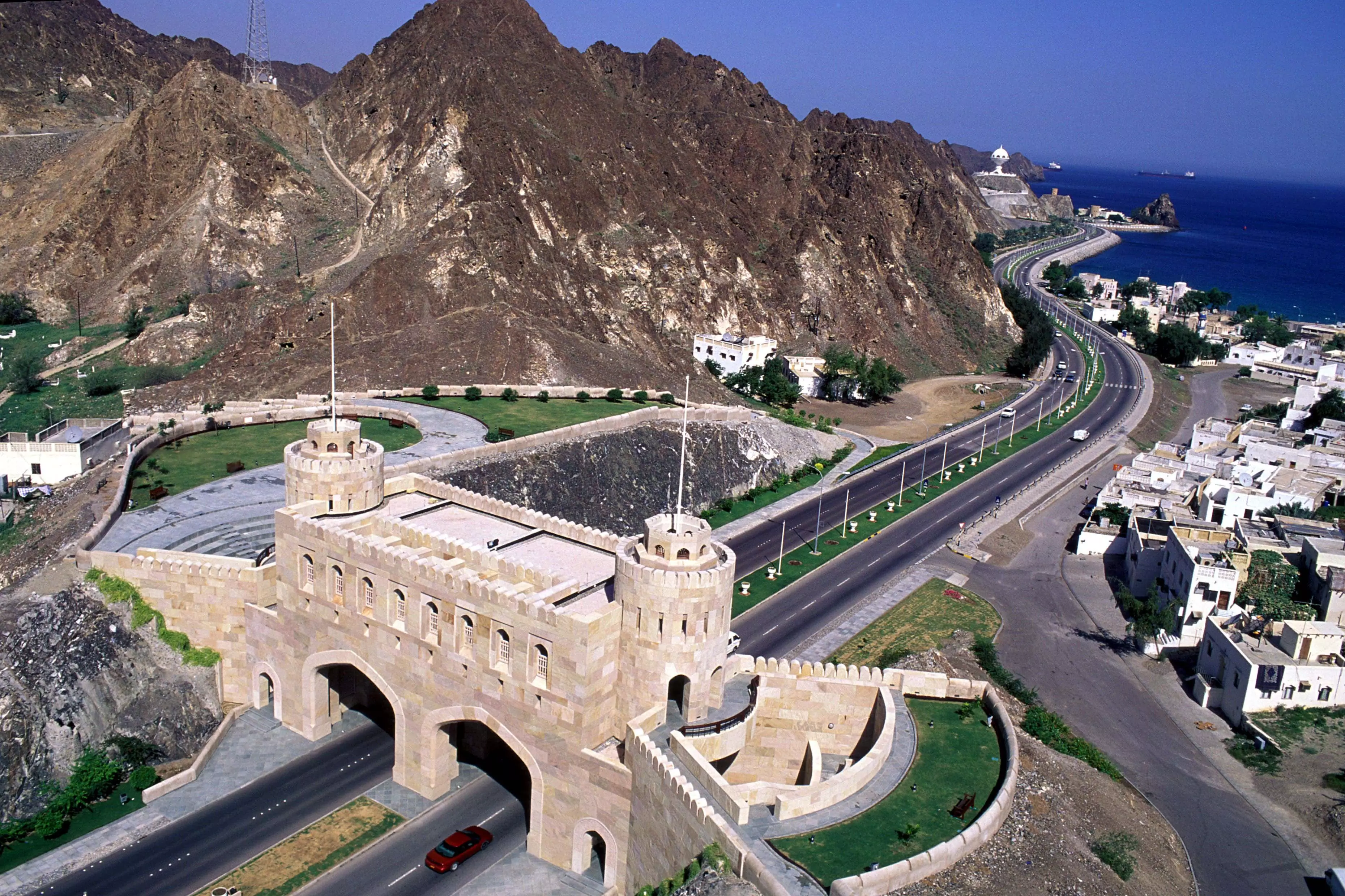 Top 6 free places in Oman